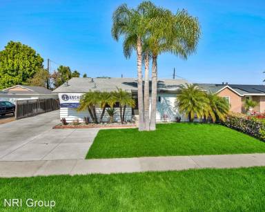 Main picture of 6861 Sowell Ave