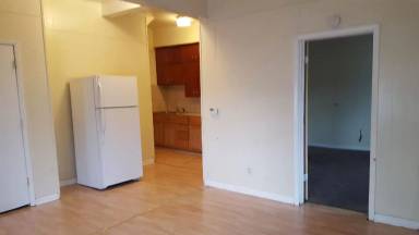 Main picture of 627-629 1/2 E 4th St