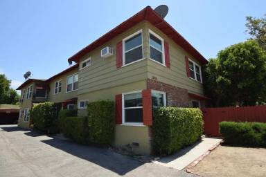 Main picture of 5656 Whitsett Ave