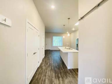 Main picture of 3711 Mc Cain Loop