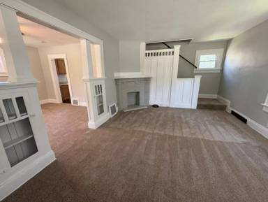 Main picture of 857 5th Ave