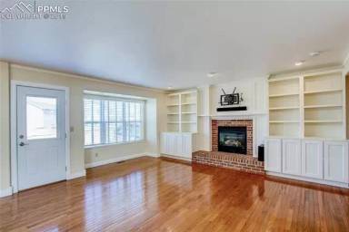 Main picture of 6926 Grand Prairie Dr