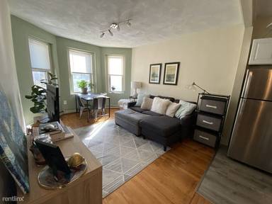 Main picture of 1665 Commonwealth Ave