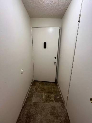 Main picture of 19213 SE Yamhill St