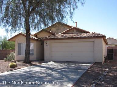 Main picture of 2908 N River Creek Pl