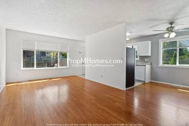 Main picture of 6073-6097 SW Valley Ave