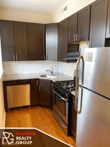 Main picture of 849-59 W Cornelia Ave Apartments
