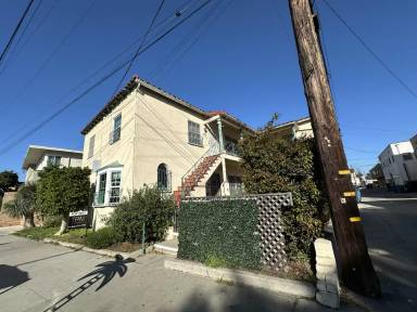 Main picture of 282 Cherry Ave