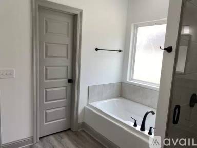Main picture of 222 Oak Alley Dr
