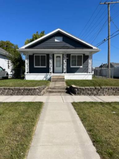 Main picture of 520 Somerset Ave