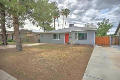 Main picture of 4441 E Roma Ave