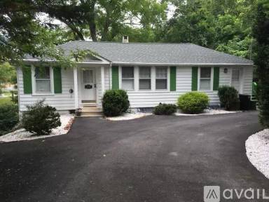 Main picture of 4300 Temora Manor Ln