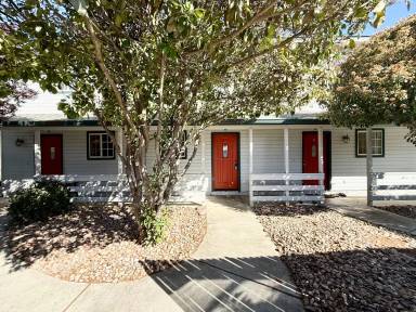 Main picture of 3160 N Navajo Dr