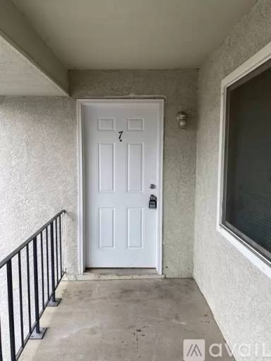 Main picture of 77 Blackburn Ln