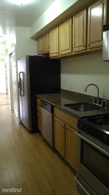 Main picture of 937 Randolph St NW