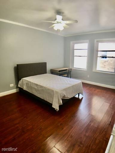 Main picture of 6930,6954,6971,6975 N Greenview Ave Apartments