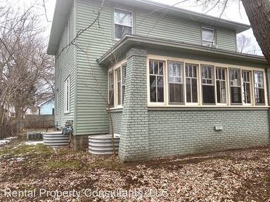 Main picture of 1750 Berkley Ave SW