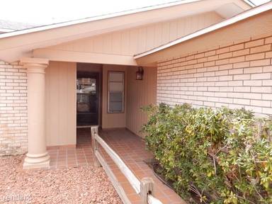 Main picture of 866 Nita Fay Dr