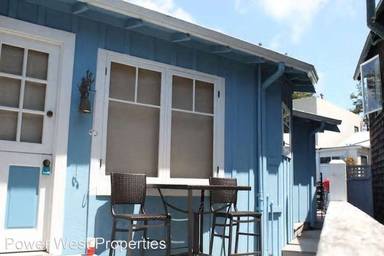 Main picture of 402 Blue Gum Ave