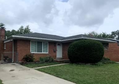 Main picture of 1842 Chaucer Ave
