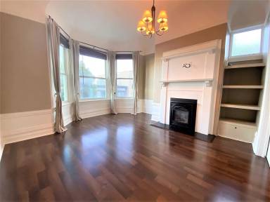 Main picture of 959 Union St