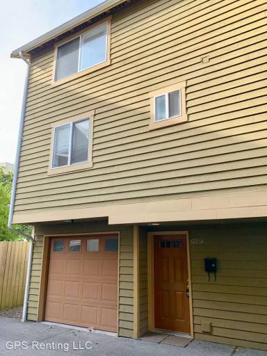 Main picture of 5223 11th Ave NE