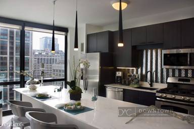 Main picture of 203 N Wabash Ave