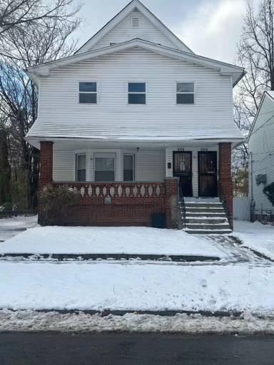 Main picture of 3374 E 128th St