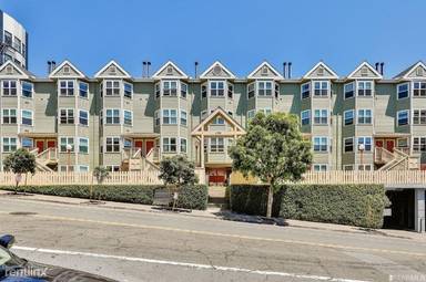 Main picture of 988 Fulton St Condos