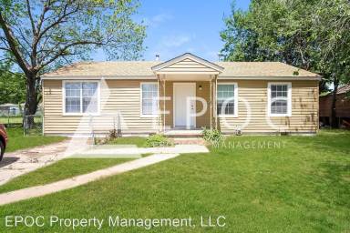 Main picture of 5331 W 2nd St