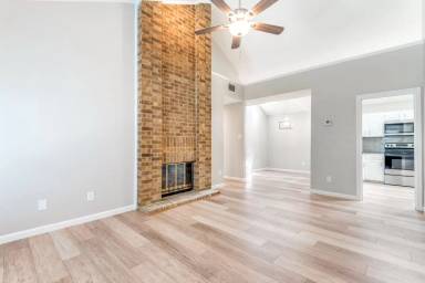 Main picture of 3715 Clover Hill Ln