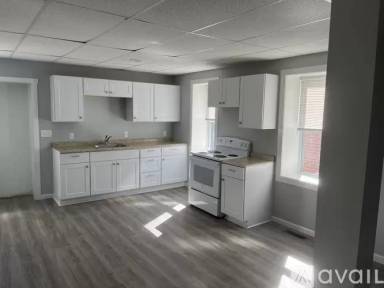 Main picture of 422 W 3rd St