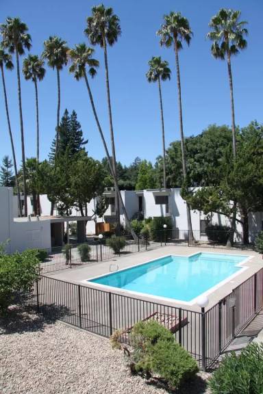 Main picture of 1040 Rio Ln