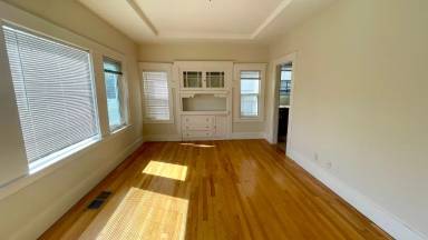 Main picture of 336 40th St