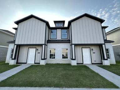 Main picture of 928 S Amarillo Ave