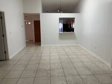 Main picture of 3221 Villa Way Cir