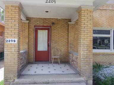 Main picture of 2209 Adams Ave