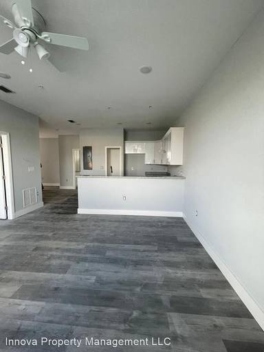 Main picture of 319 Nicholas Pkwy W