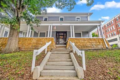 Main picture of 645 N College Ave