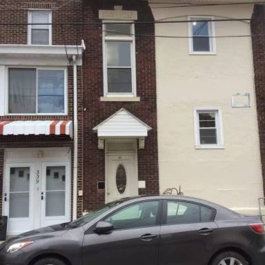 Main picture of 329 - 331 Semple St