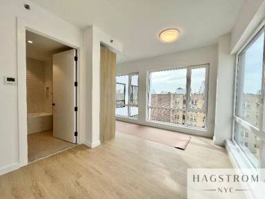 Main picture of 333 Linden Blvd