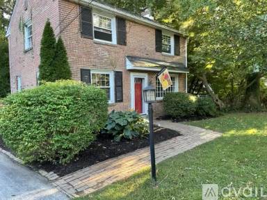 Main picture of 718 Pine Ridge Rd