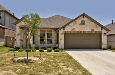 Main picture of 1008 Goldilocks Ln