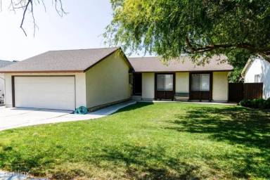 Main picture of 5989 Blossom Ave