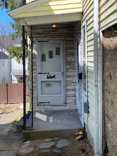 Main picture of 318 13th Ave