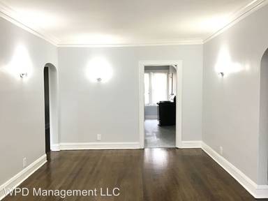 Main picture of 8015 S Vernon Ave