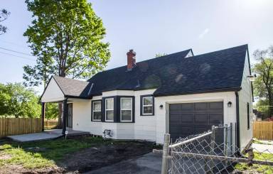 Main picture of 4201 E 67th St