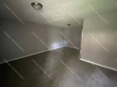 Main picture of 10235 Whittier St