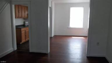 Main picture of 1013 Darley Ave