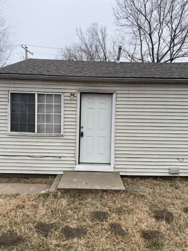 Main picture of 2312 S Topeka Ave